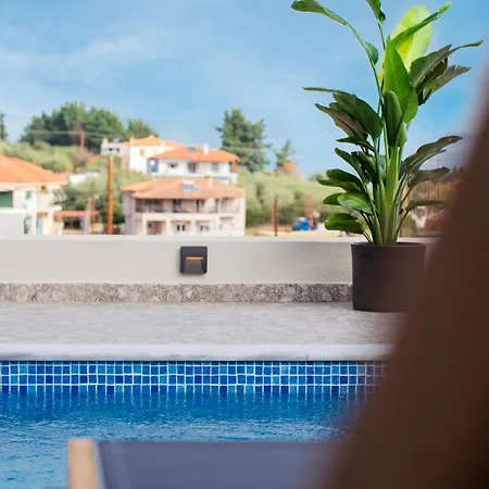Kaktus Private Pool 4*