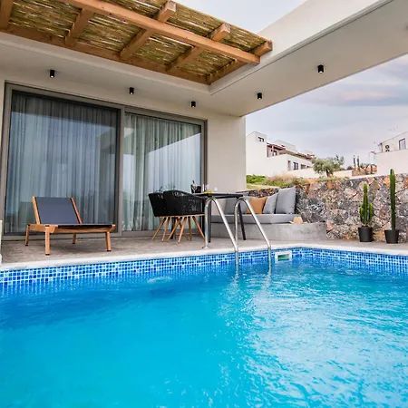 Kaktus Private Pool 4*